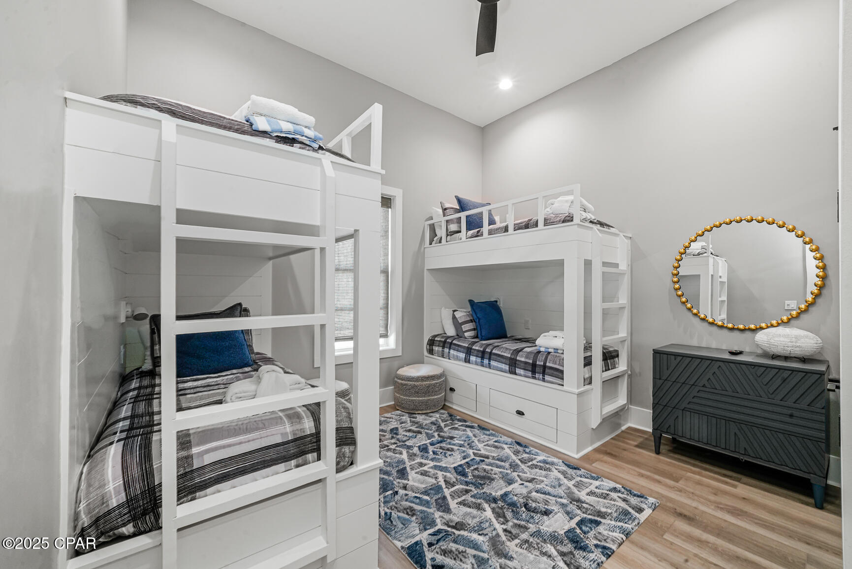 Listing photo id 11 for 221 Dunes Drive