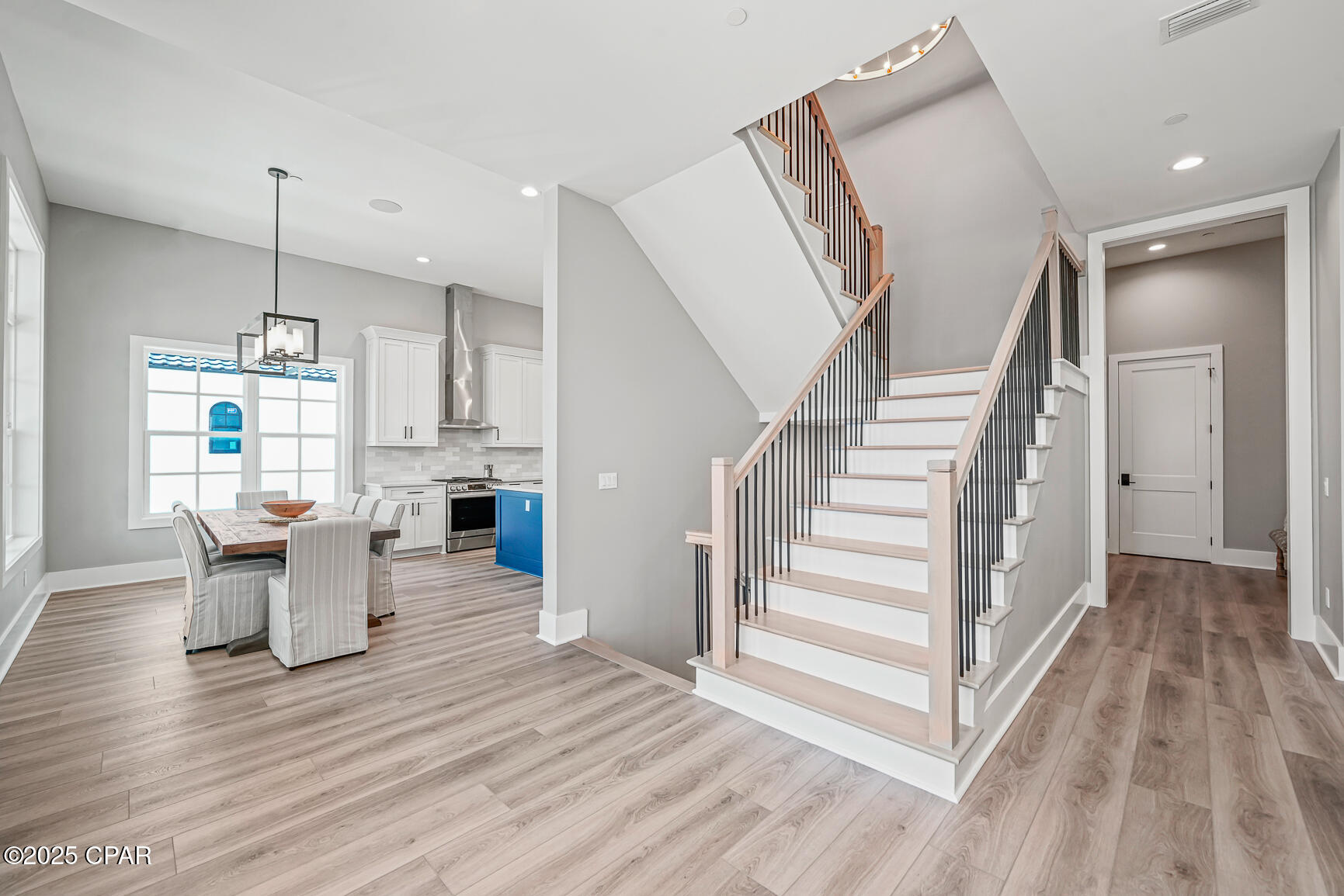 Image 9 For 221 Dunes Drive