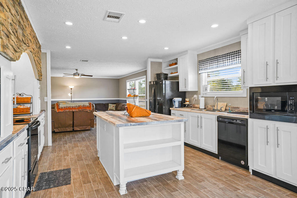 Image 12 For 3120 Crystal Lake Drive