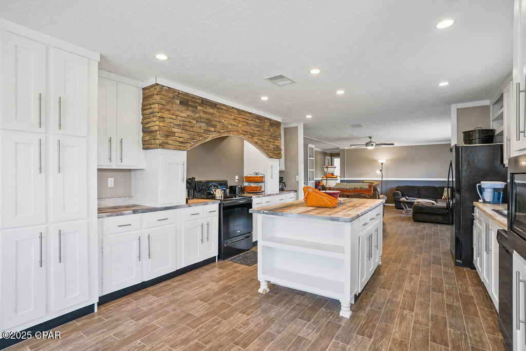 Image 13 For 3120 Crystal Lake Drive