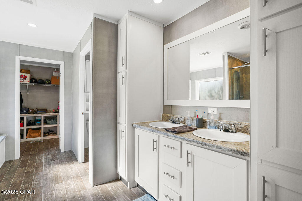 Image 25 For 3120 Crystal Lake Drive