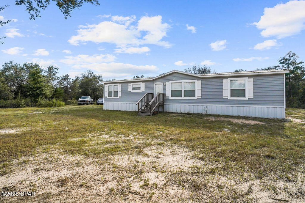 Image 3 For 3120 Crystal Lake Drive