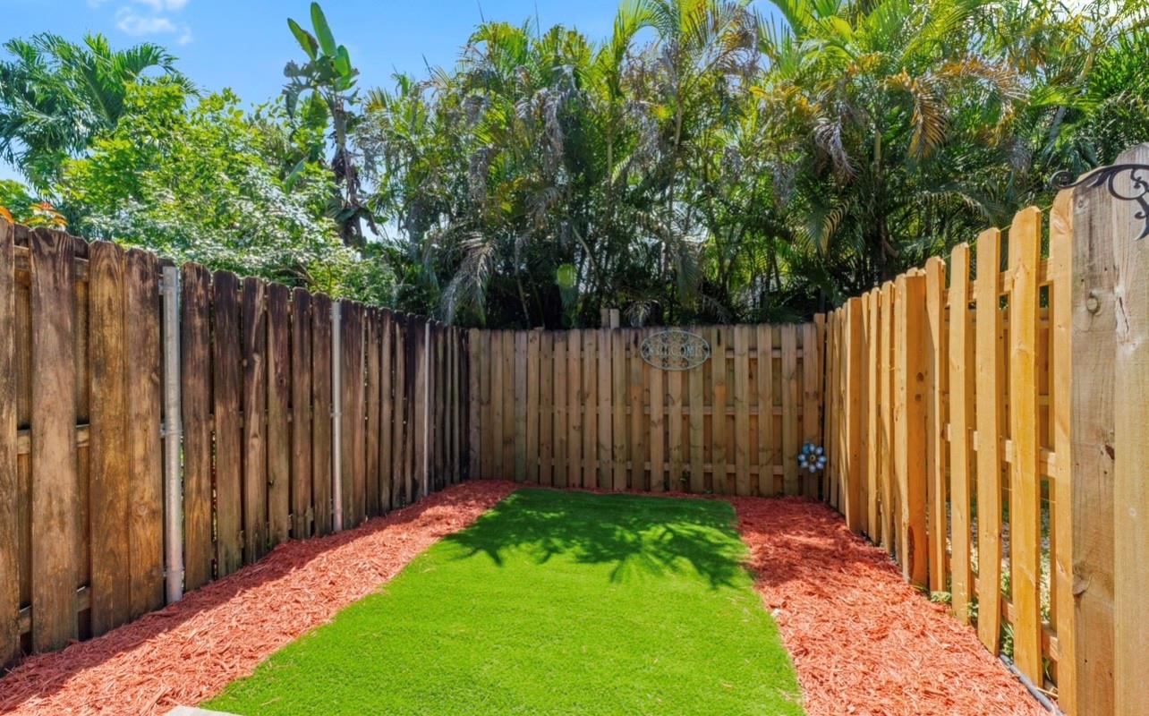 6131 Sw 42nd Ct Davie FL 33314 | F10525297