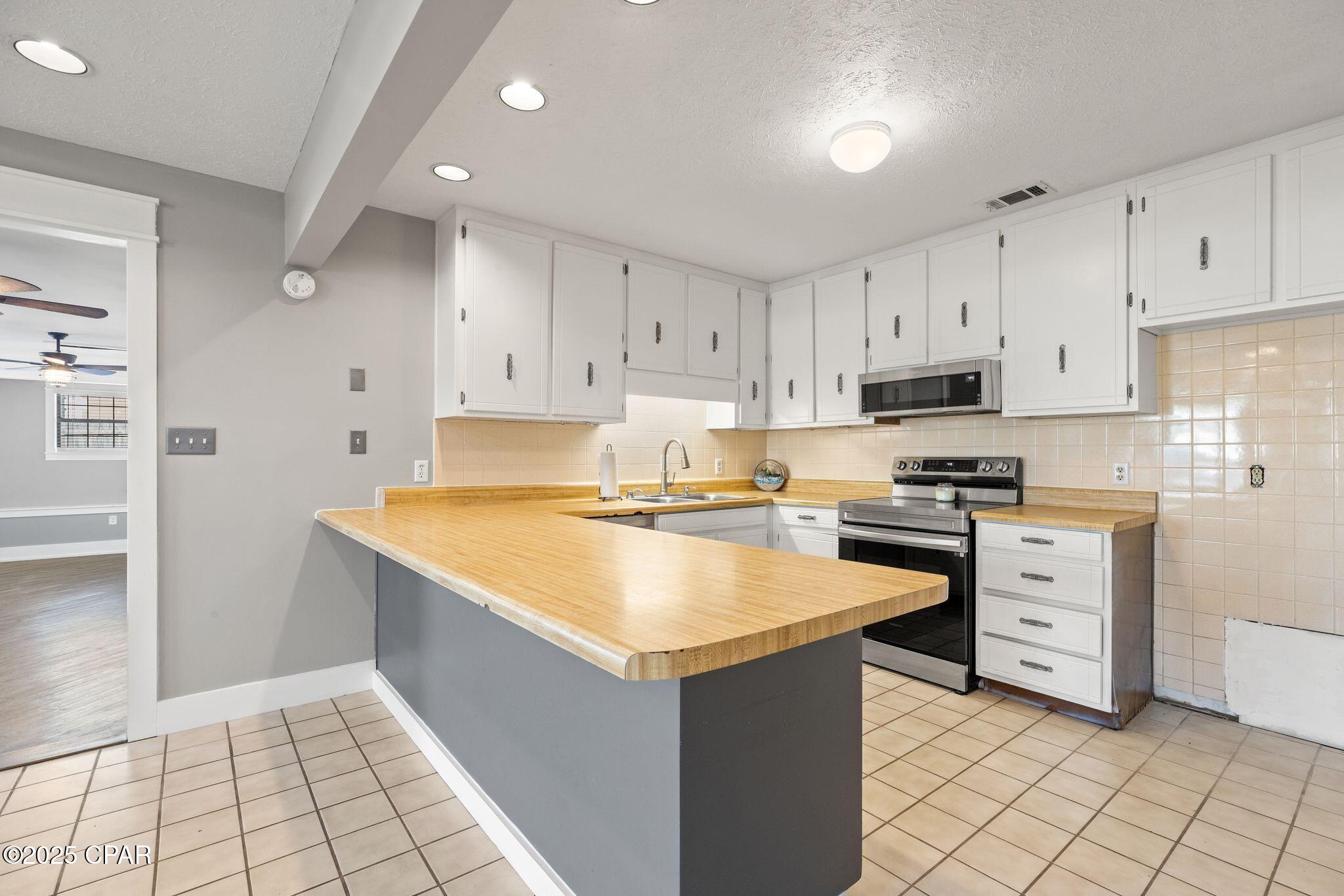 Image 13 For 144 Sandollar Drive