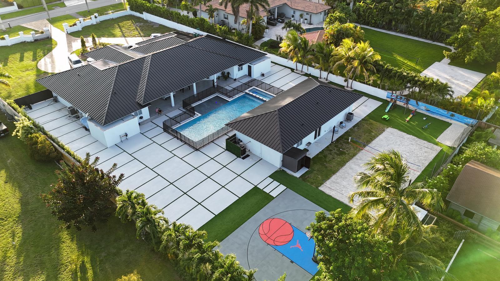 Homes for sale in Miami, FL | 365 Nw 132Nd Ave Avenue, Miami, FL 33182 | MLS# R11121779