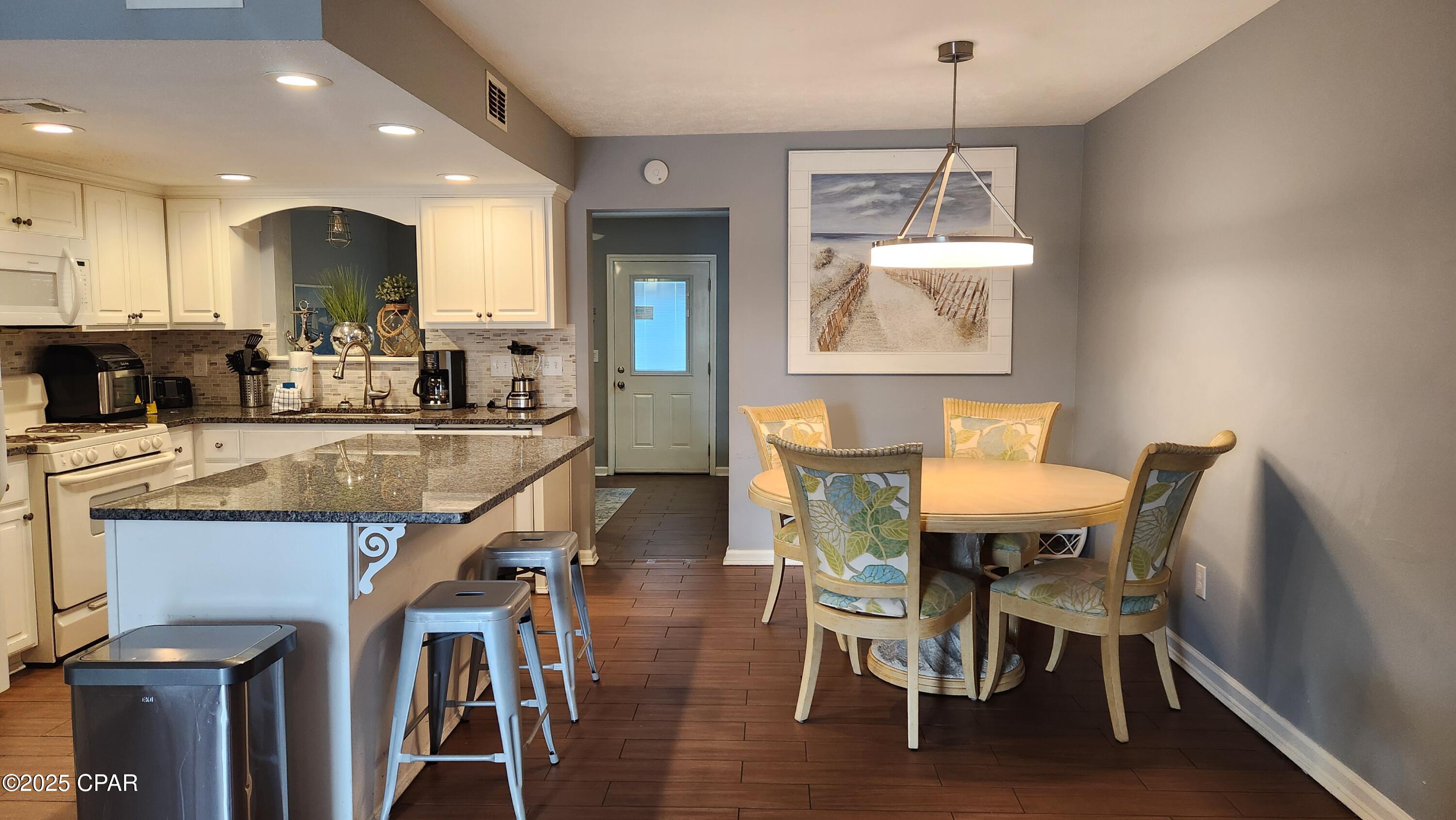 Image 6 For 110 Gulf Highlands Boulevard