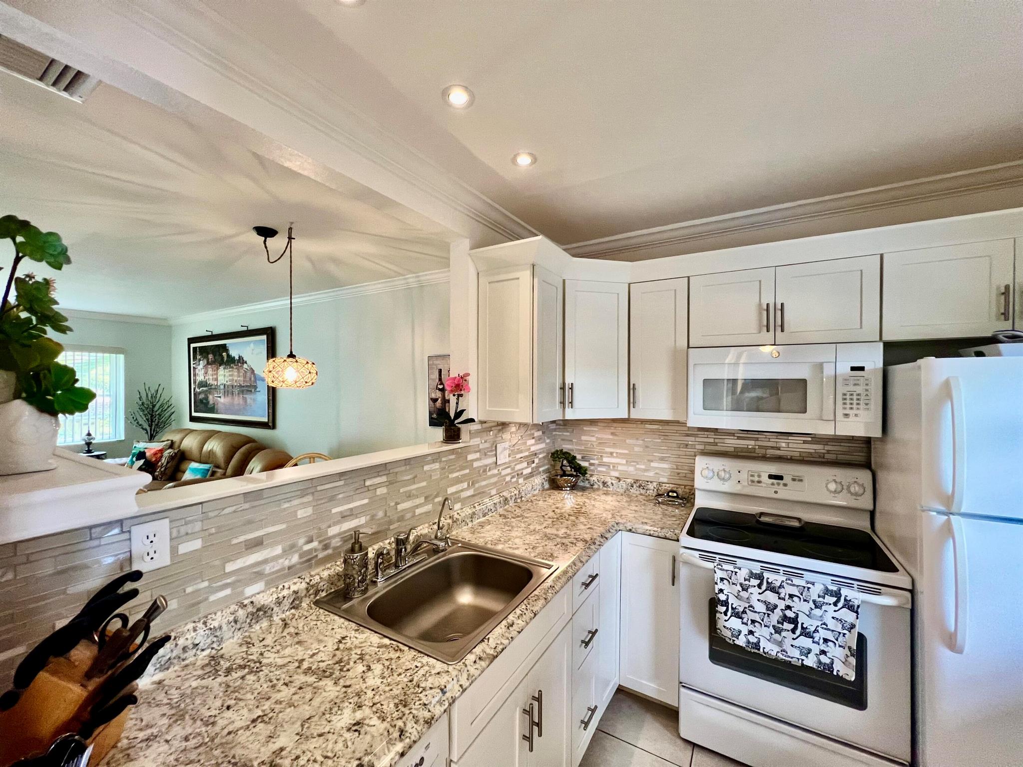 Oleander Gardens Condo