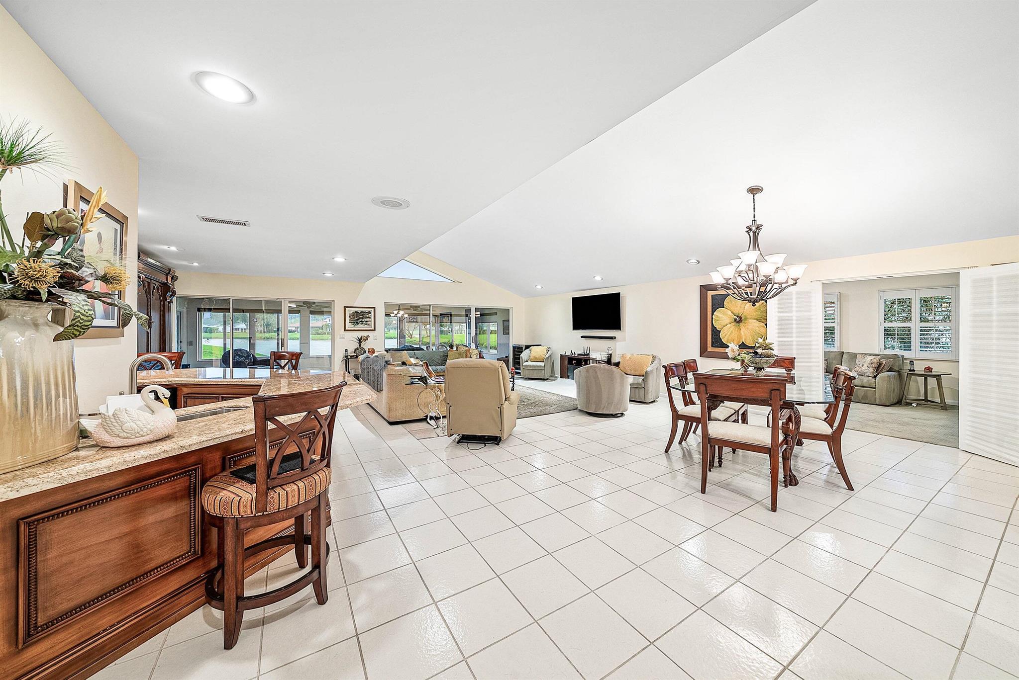 Homes for sale in Boynton Beach, FL | 6 Woods Lane, Boynton Beach, FL 33436 | MLS# R11121802