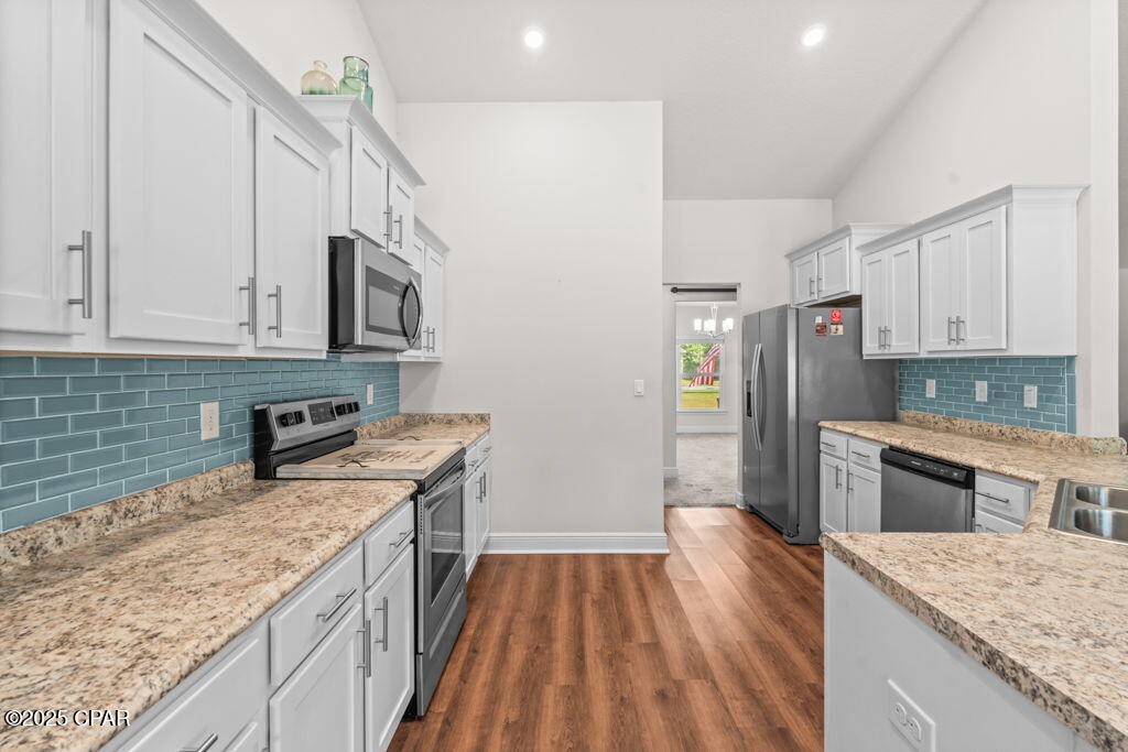 Image 27 For 104 Lake Merial Trail