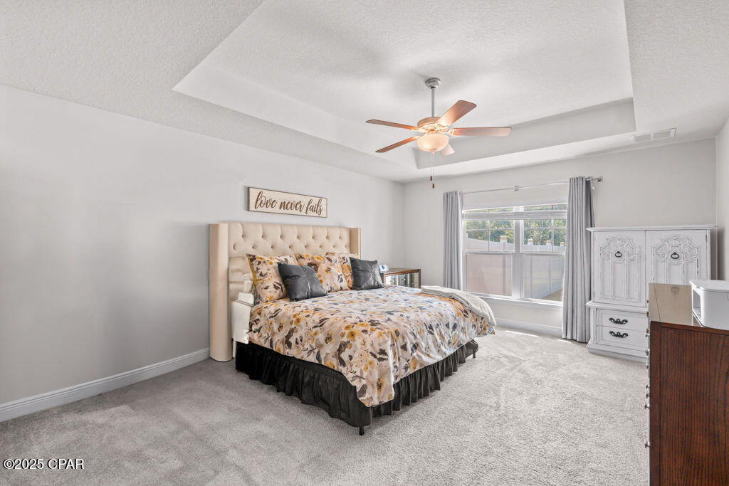 Listing photo id 40 for 104 Lake Merial Trail