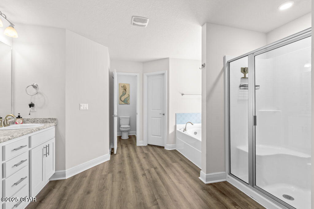 Image 42 For 104 Lake Merial Trail