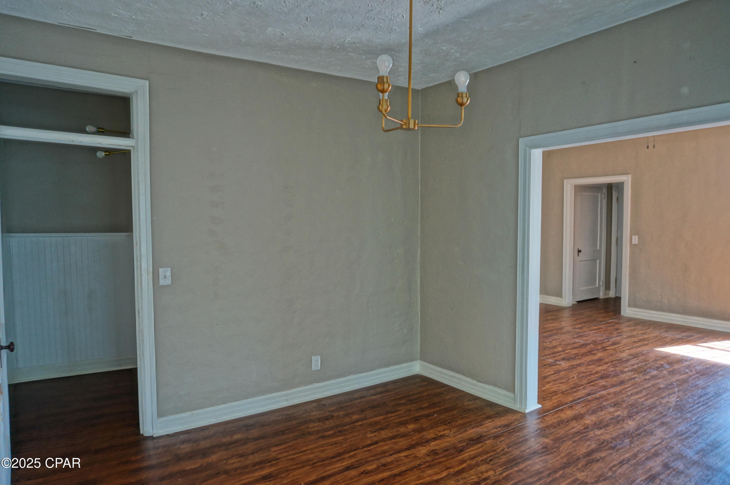 Image 8 For 2935 Russ Street