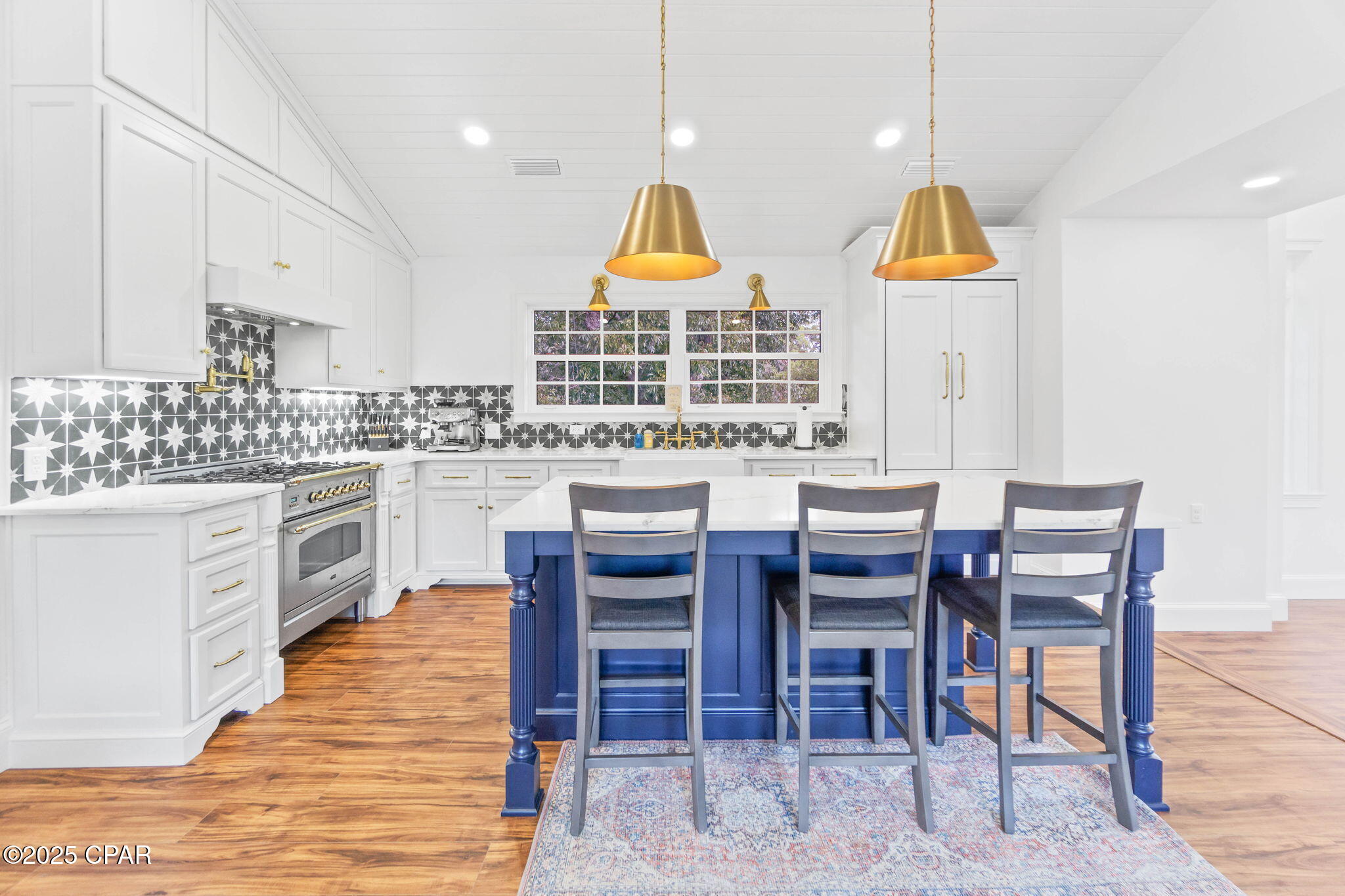 Image 13 For 630 Hutchison Road