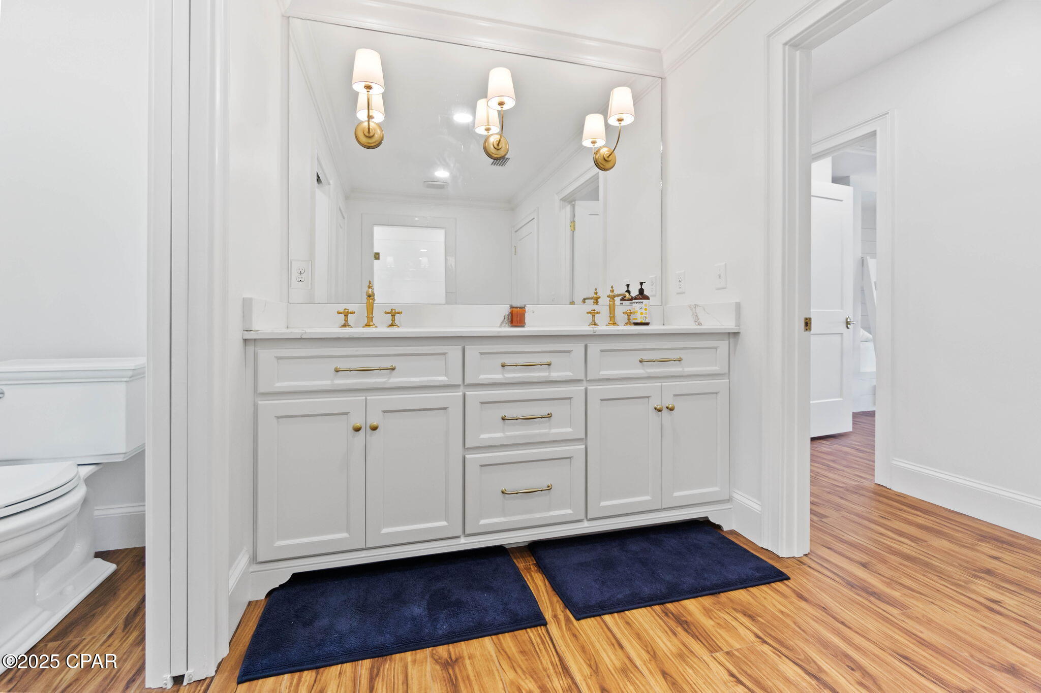 Image 19 For 630 Hutchison Road