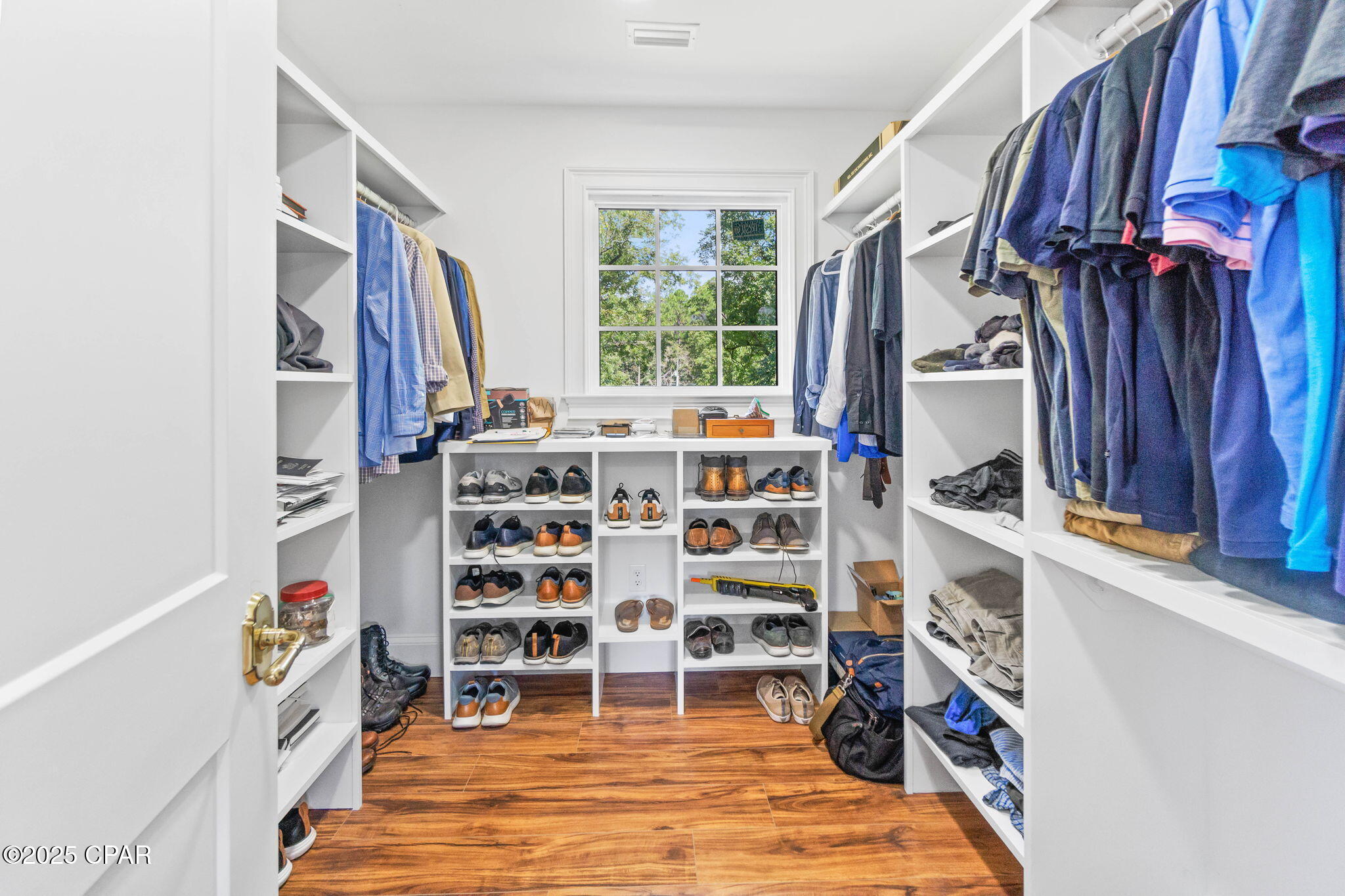 Image 23 For 630 Hutchison Road