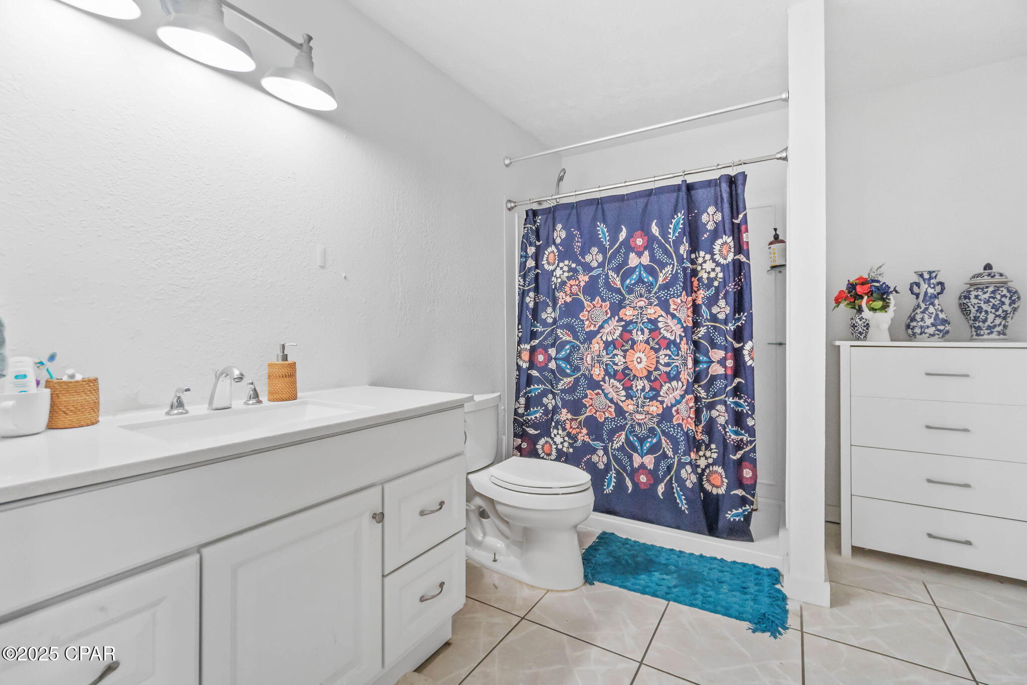 Image 45 For 630 Hutchison Road