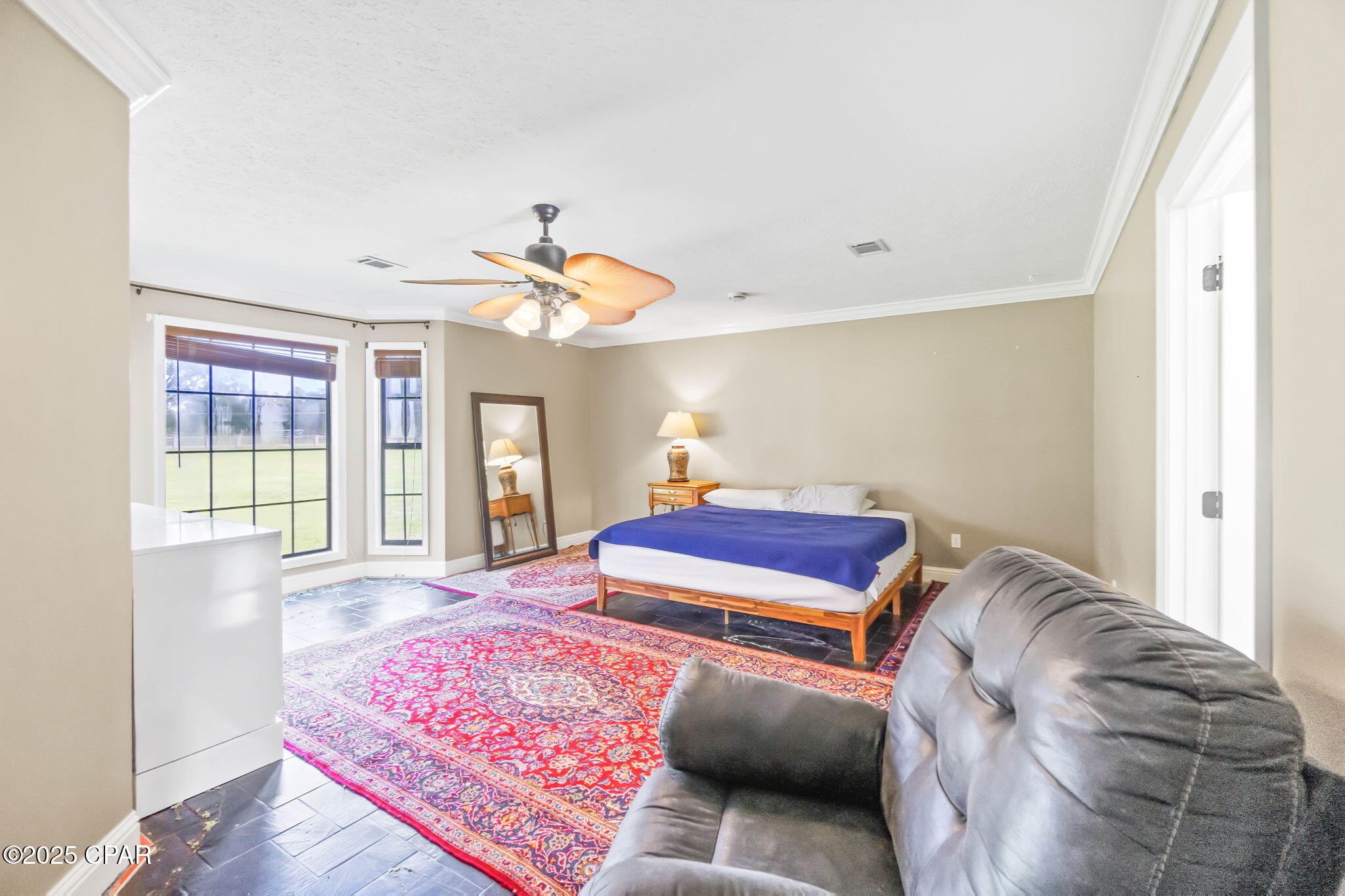 Image 47 For 630 Hutchison Road