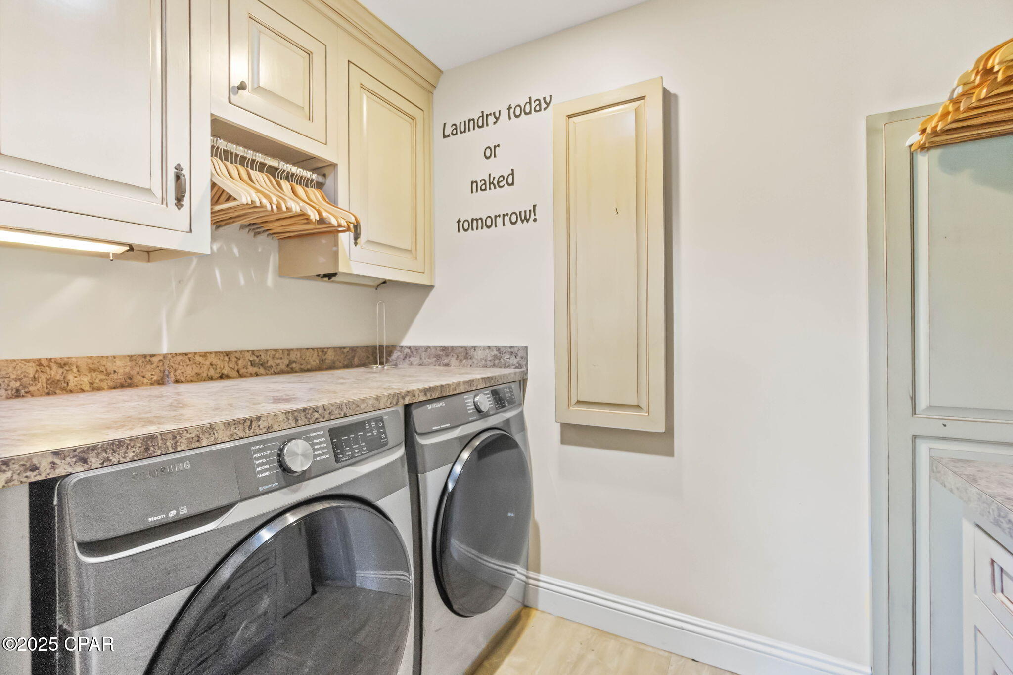 Image 49 For 630 Hutchison Road