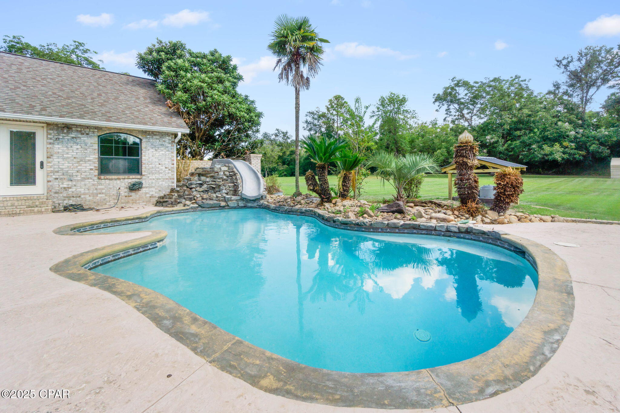 Image 55 For 630 Hutchison Road