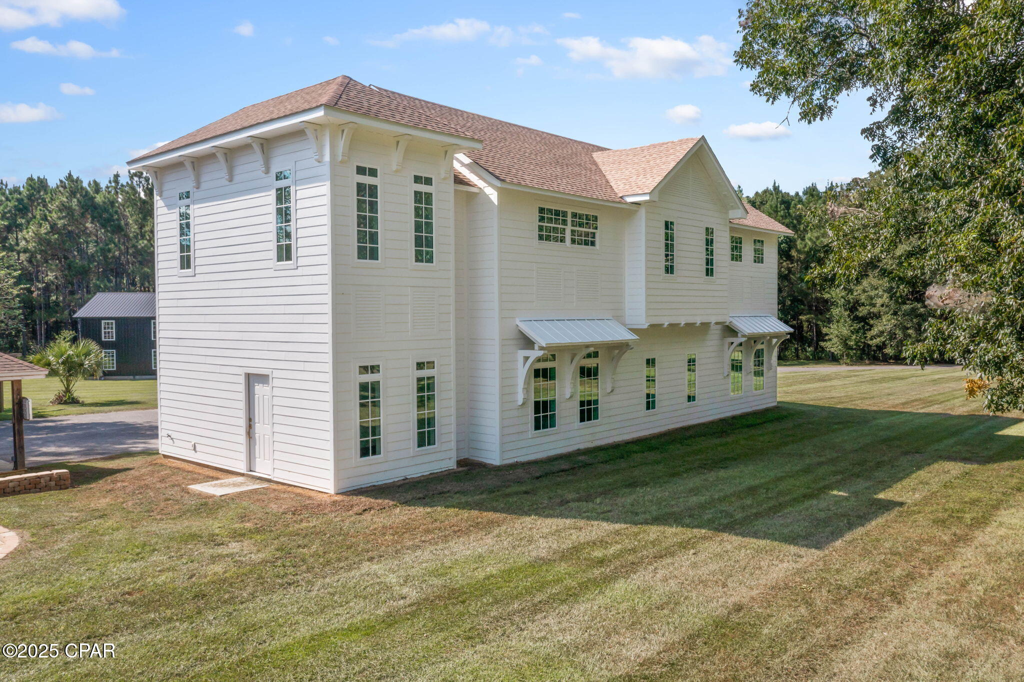 Image 6 For 630 Hutchison Road