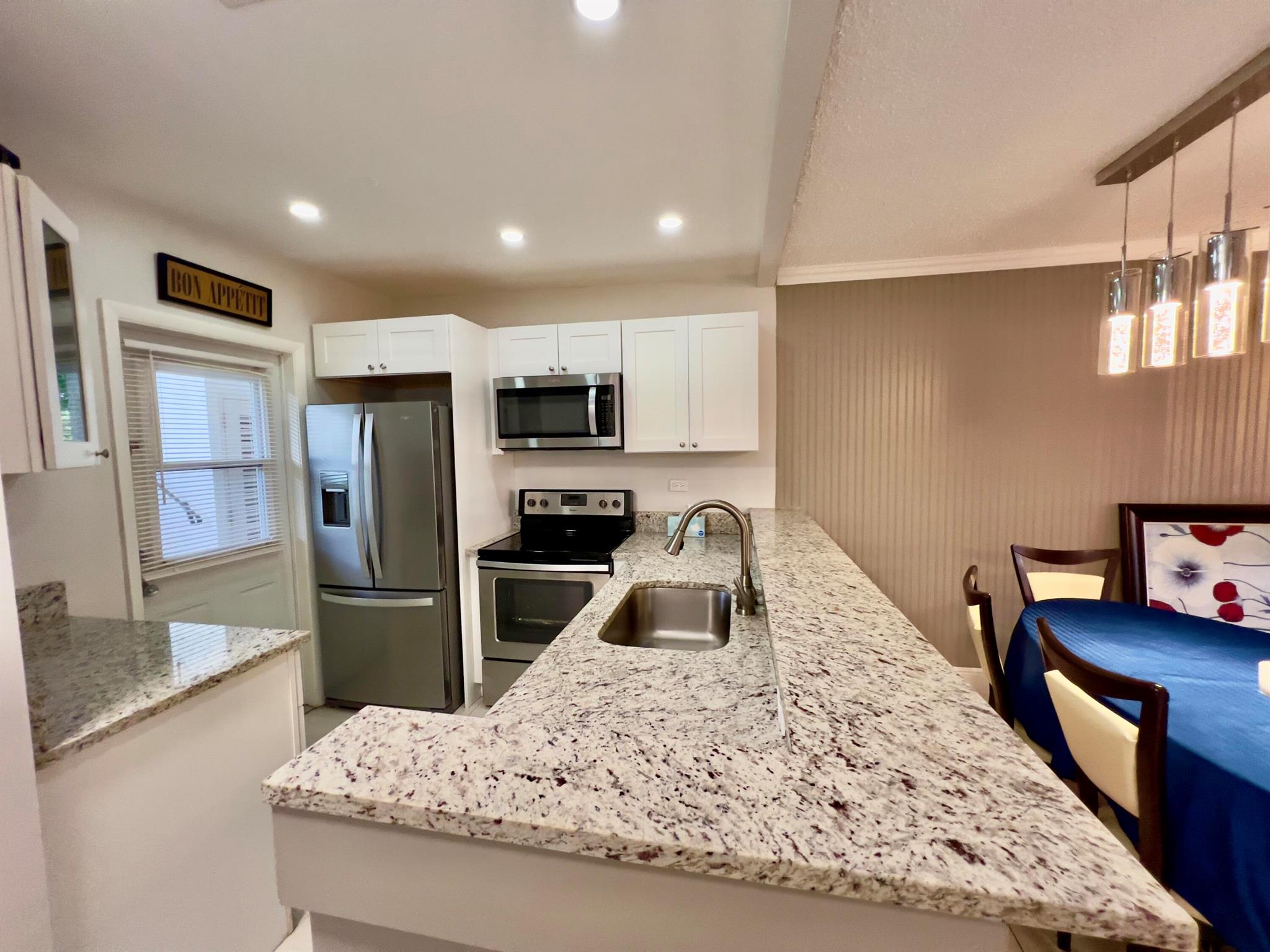 Quince Gardens Condo