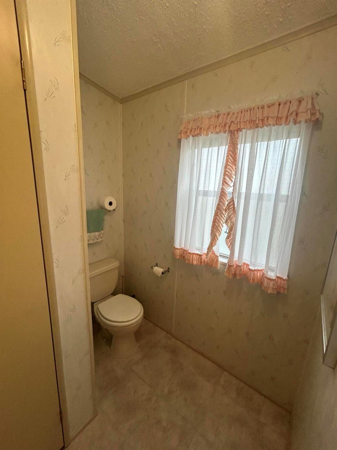 Homes for sale in Fort Pierce, FL | 6523 Spanish Lakes Blvd, Fort Pierce, FL 34951 | MLS# R11121893