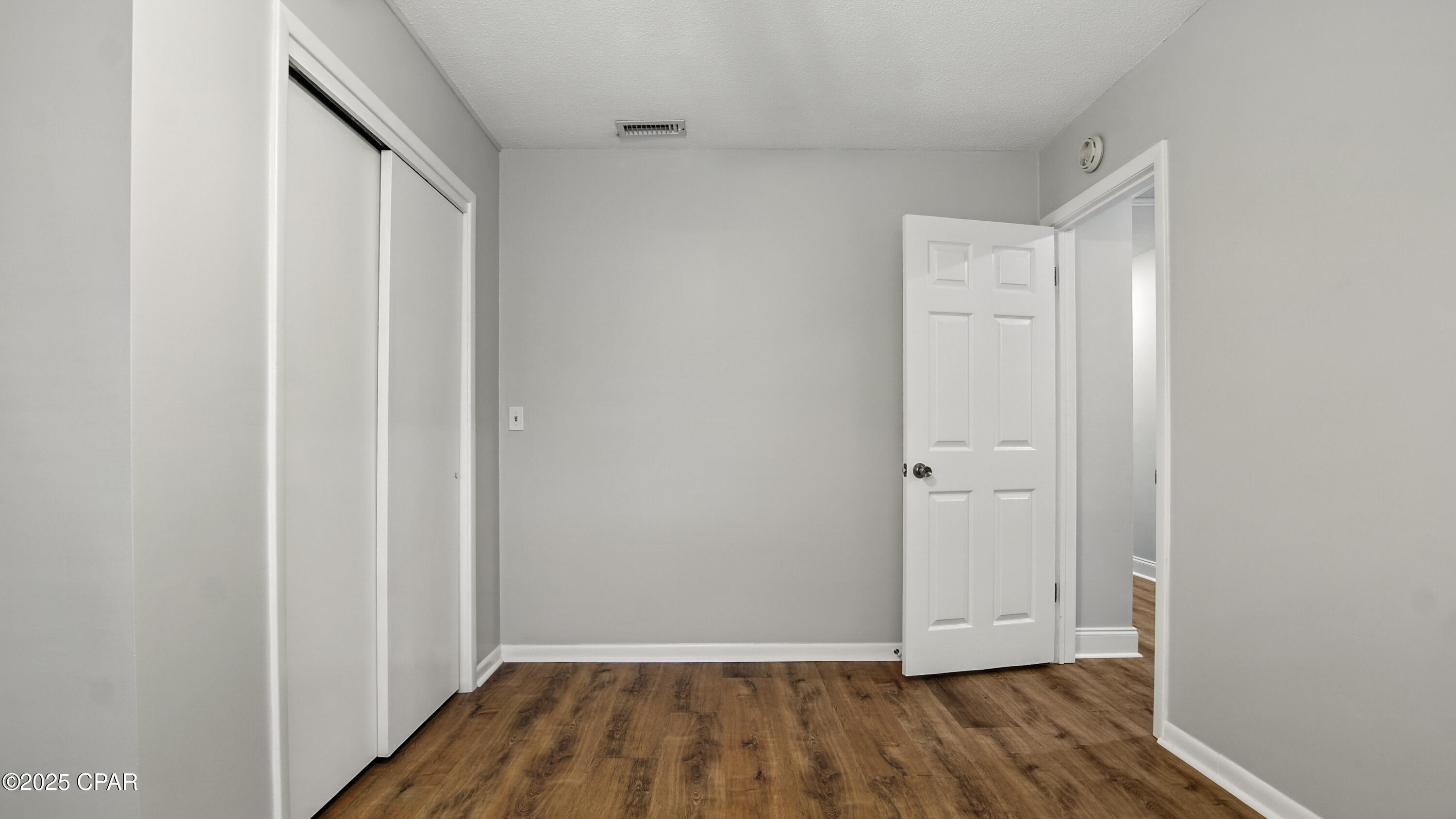 Image 41 For 6940 Yellow Bluff Road