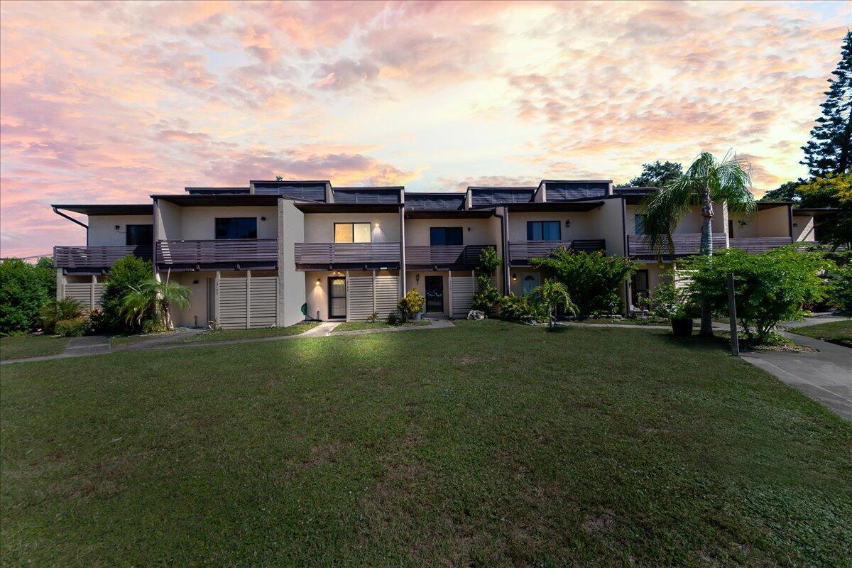 Par 4 Condominium Associa