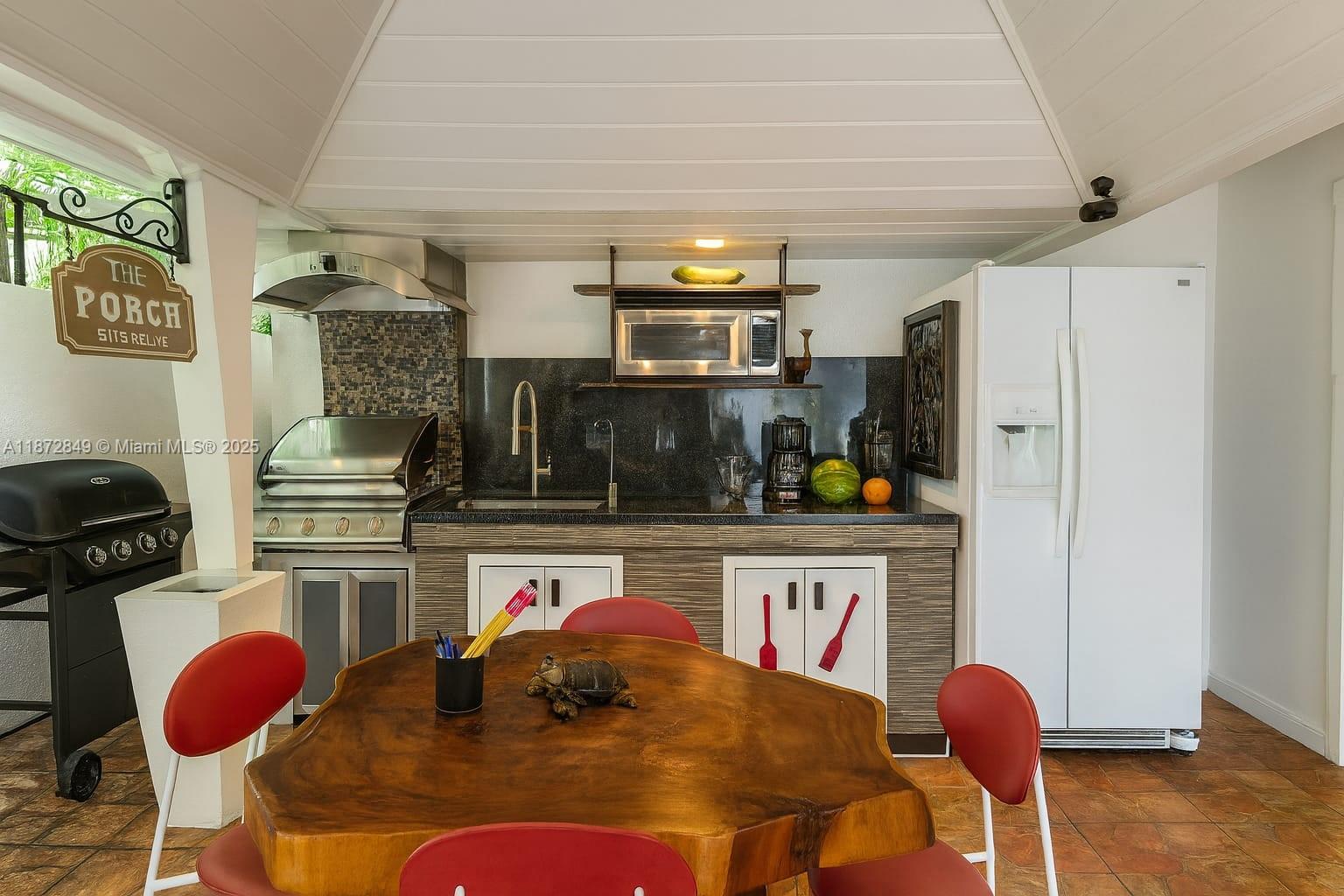 Homes for sale in Miami, FL | 5306 Sw 138th Pl, Miami, FL 33175 | MLS# A11872849