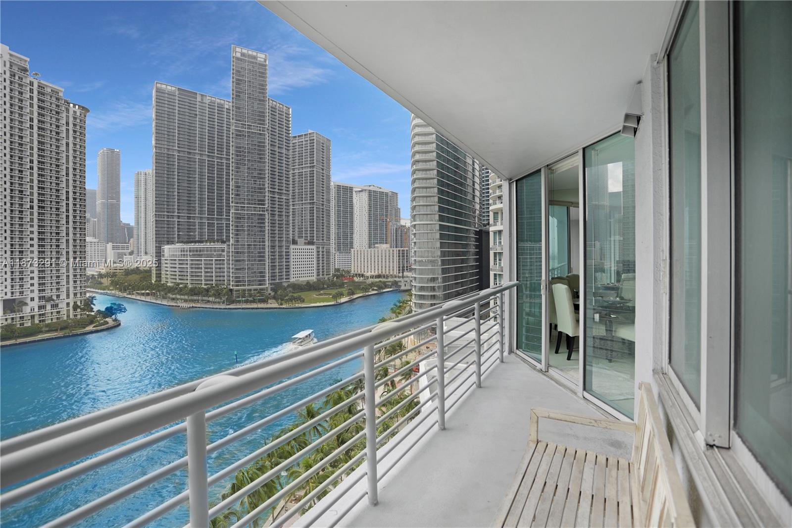 325 S Biscayne Blvd #1217, Miami FL 33131