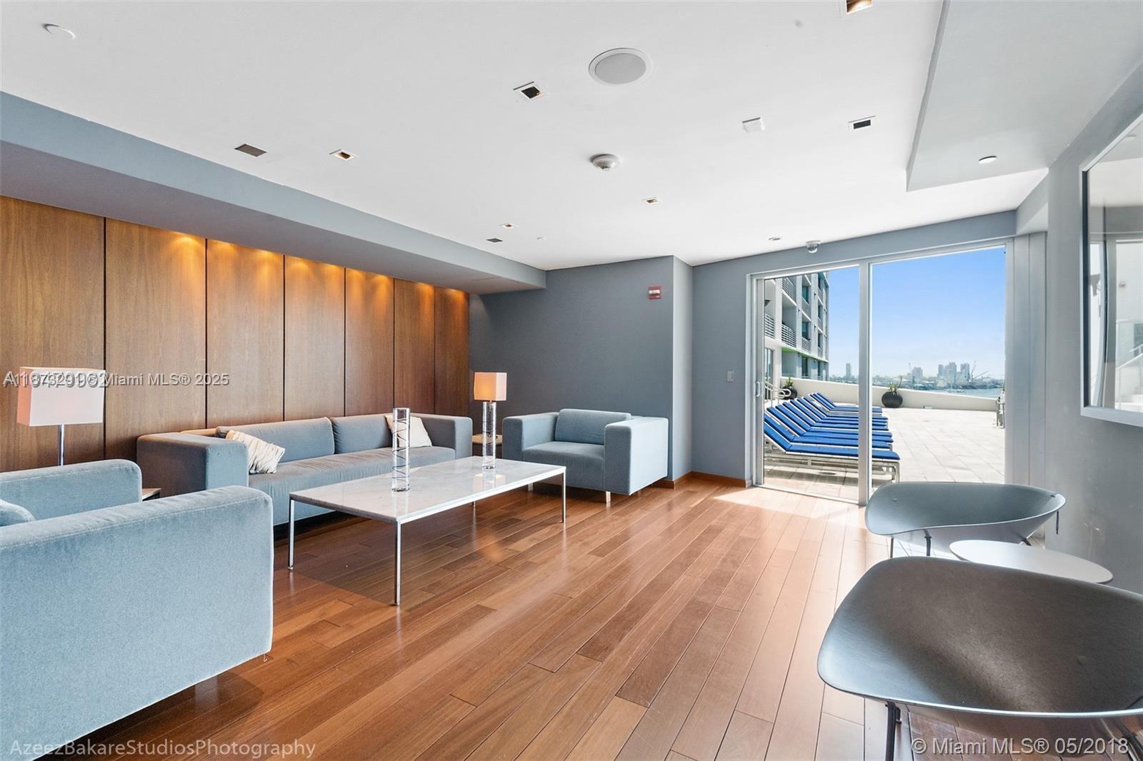 325 S Biscayne Blvd #1217, Miami FL 33131