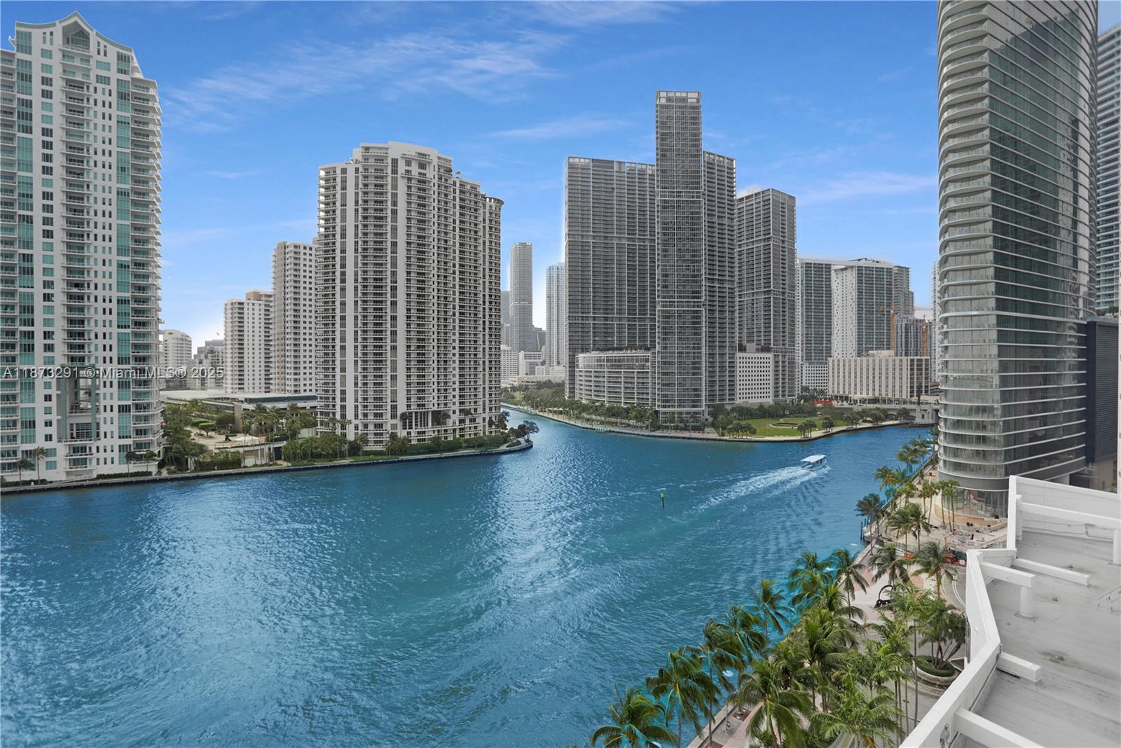 325 S Biscayne Blvd #1217, Miami FL 33131