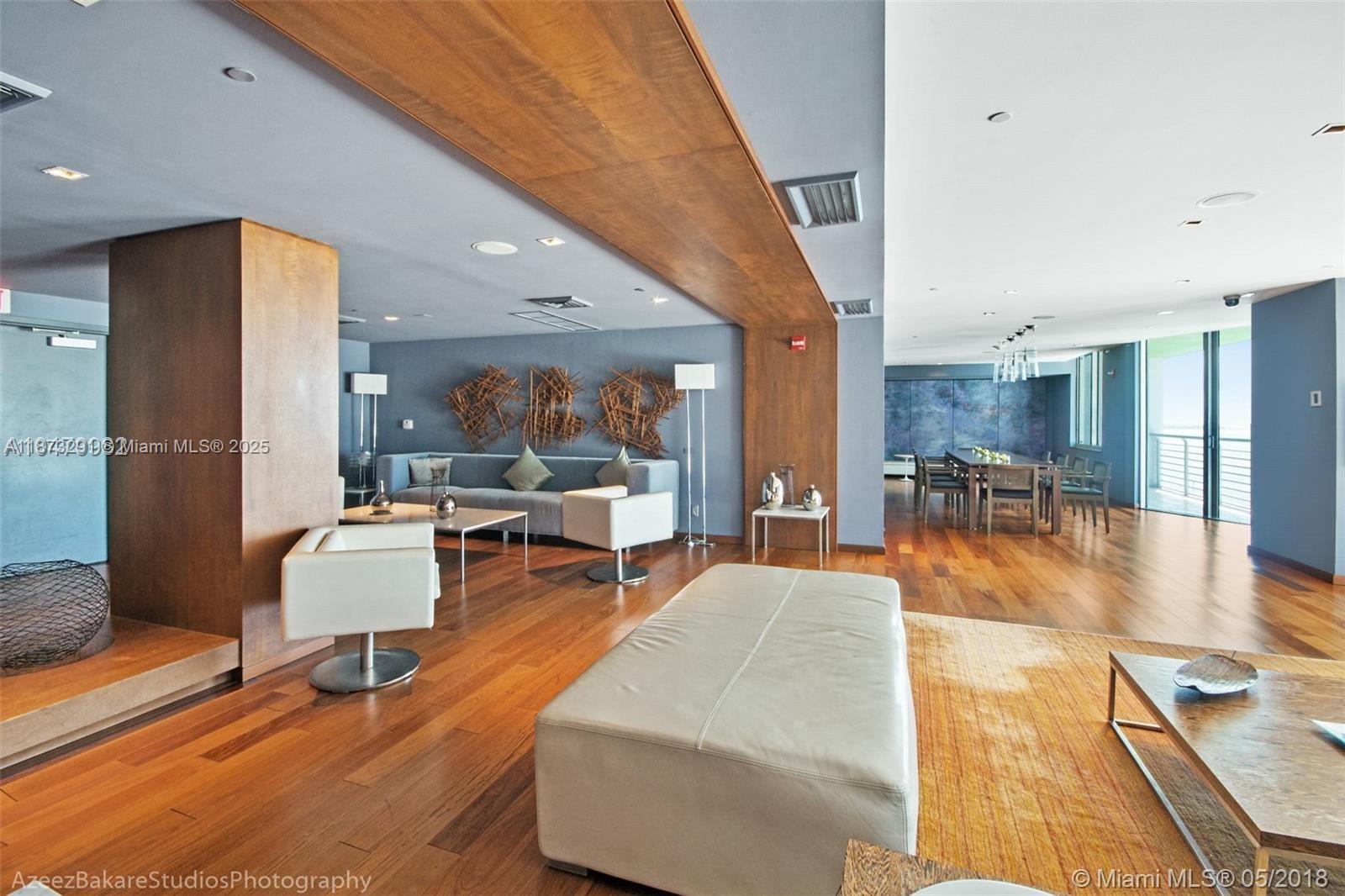 325 S Biscayne Blvd #1217, Miami FL 33131