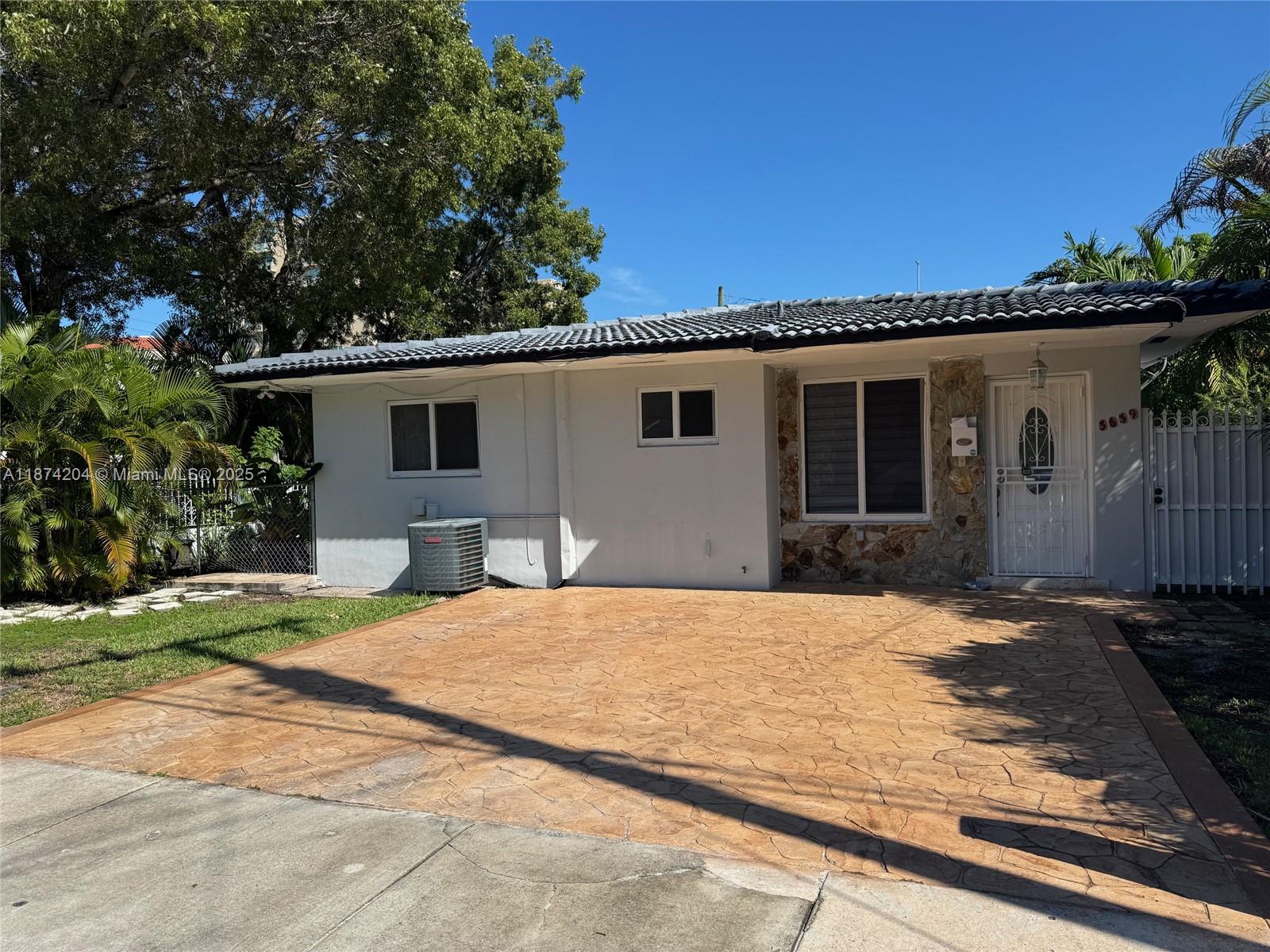 Tamiami Pines Rev Plat