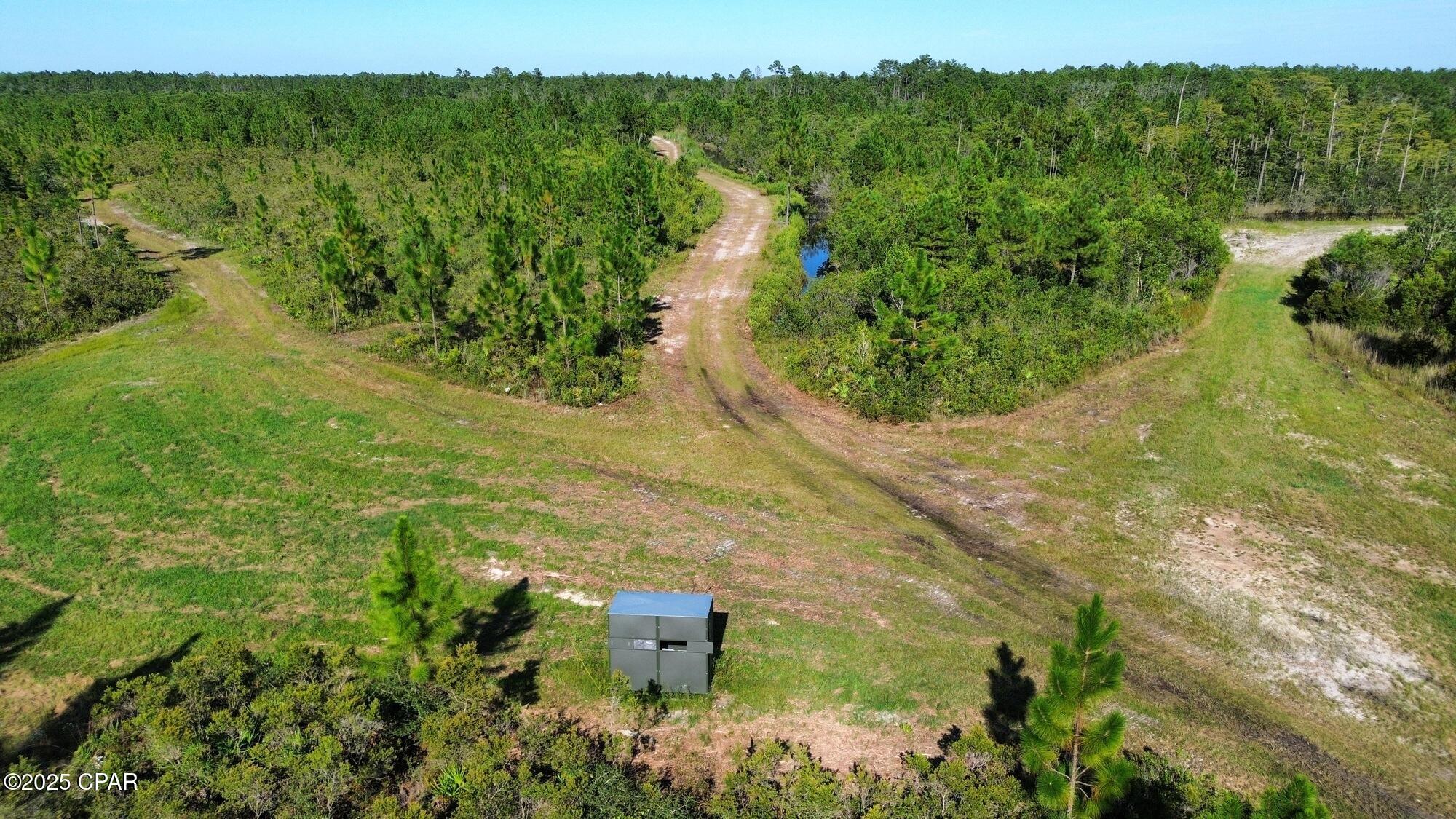 Image 2 For 17619 Edward Road