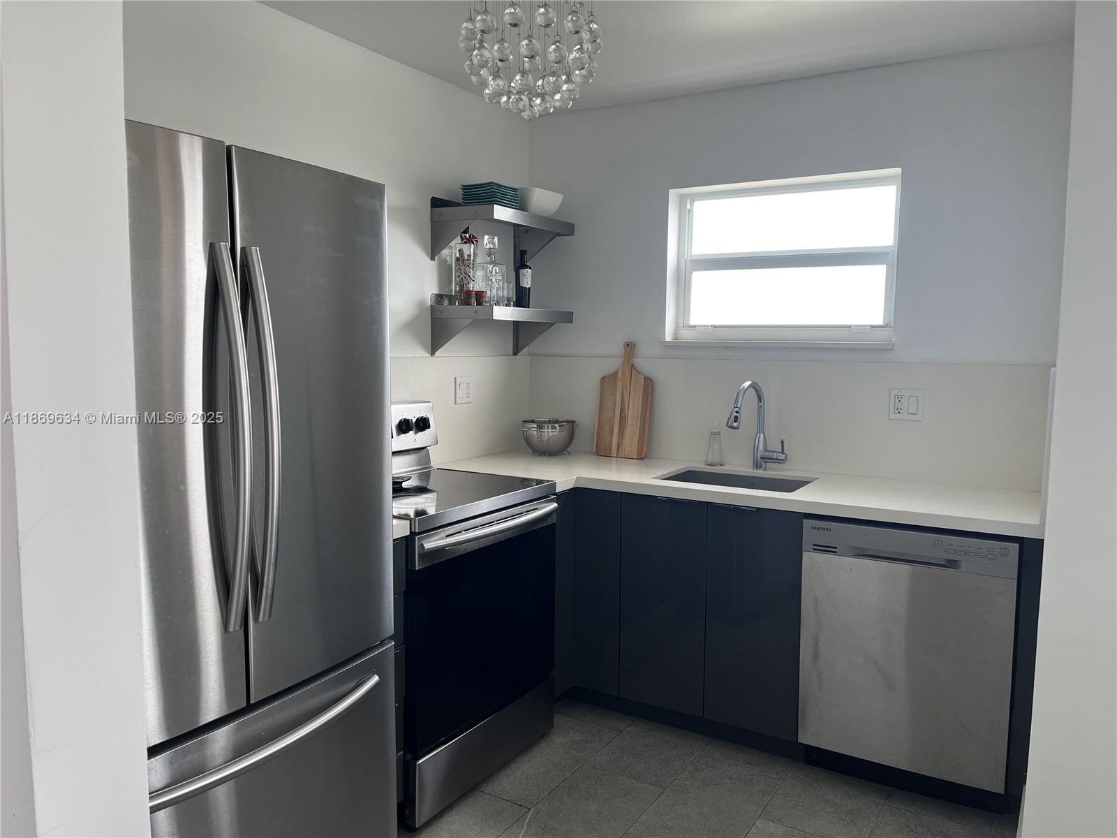 Jade Winds Group-Daisy Ga