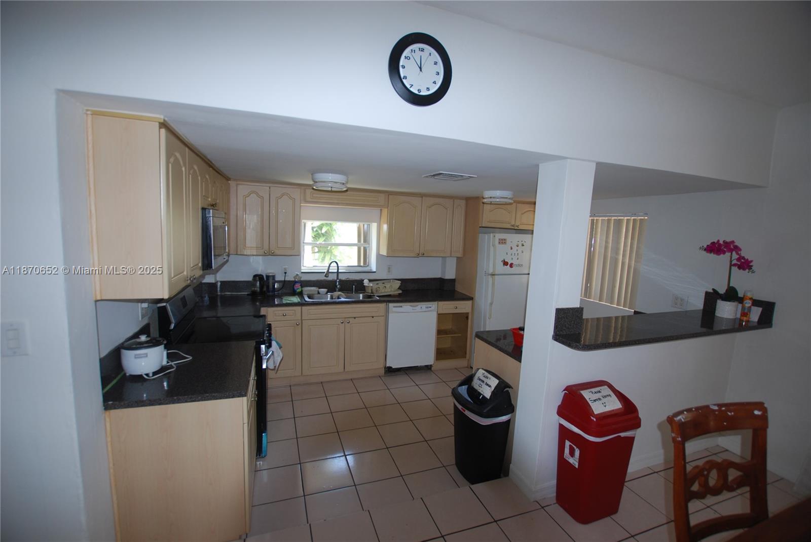 Homes for sale in North Miami Beach, FL | 1801 Ne 176Th St, North Miami Beach, FL 33162 | MLS# A11870652