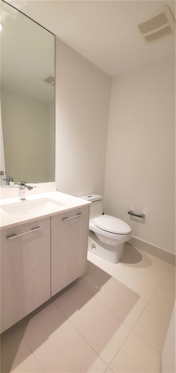 55 SW 9th St #3610, Miami FL 33130
