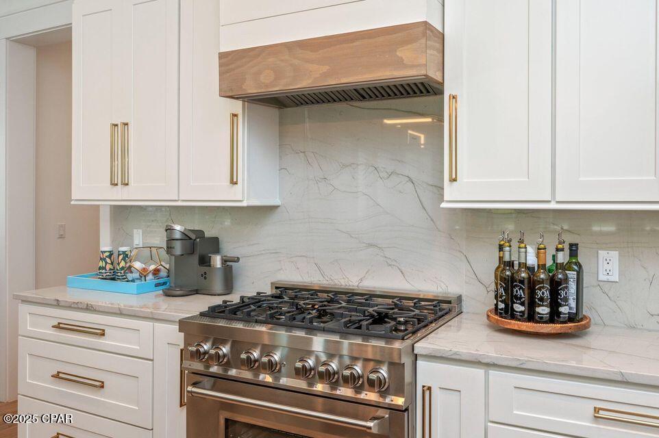 Listing photo id 13 for 65 Horseshoe Circle