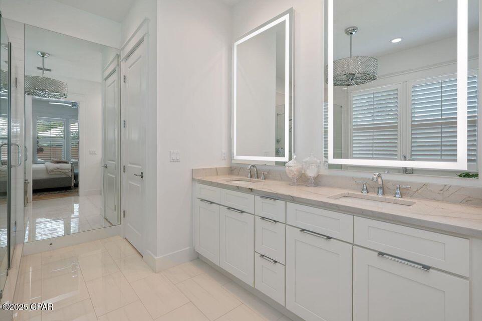 Listing photo id 22 for 65 Horseshoe Circle