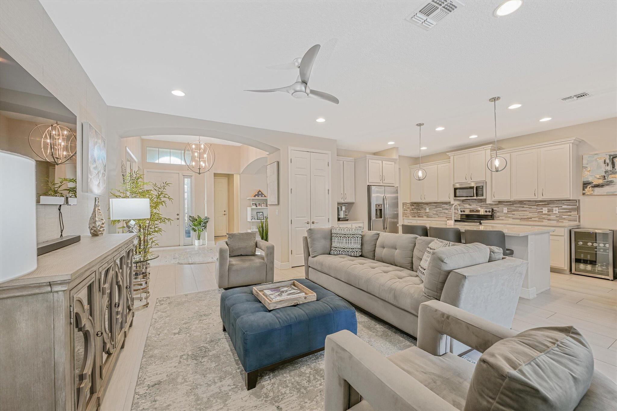 Homes for sale in Port St Lucie, FL | 11435 Sw Lake Park Dr, Port St Lucie, FL 34987 | MLS# R11121993