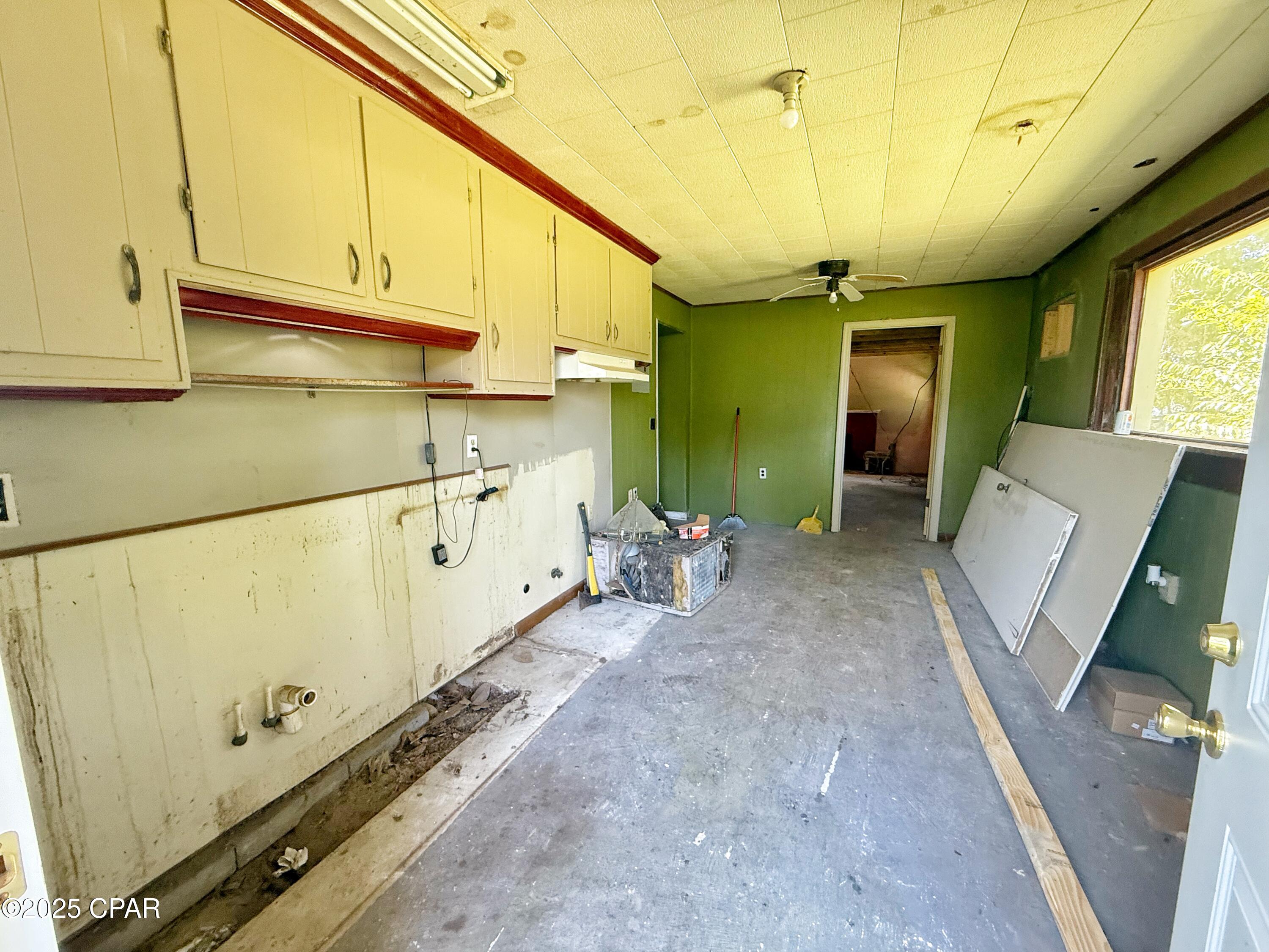 Image 11 For 5491 Brown Street