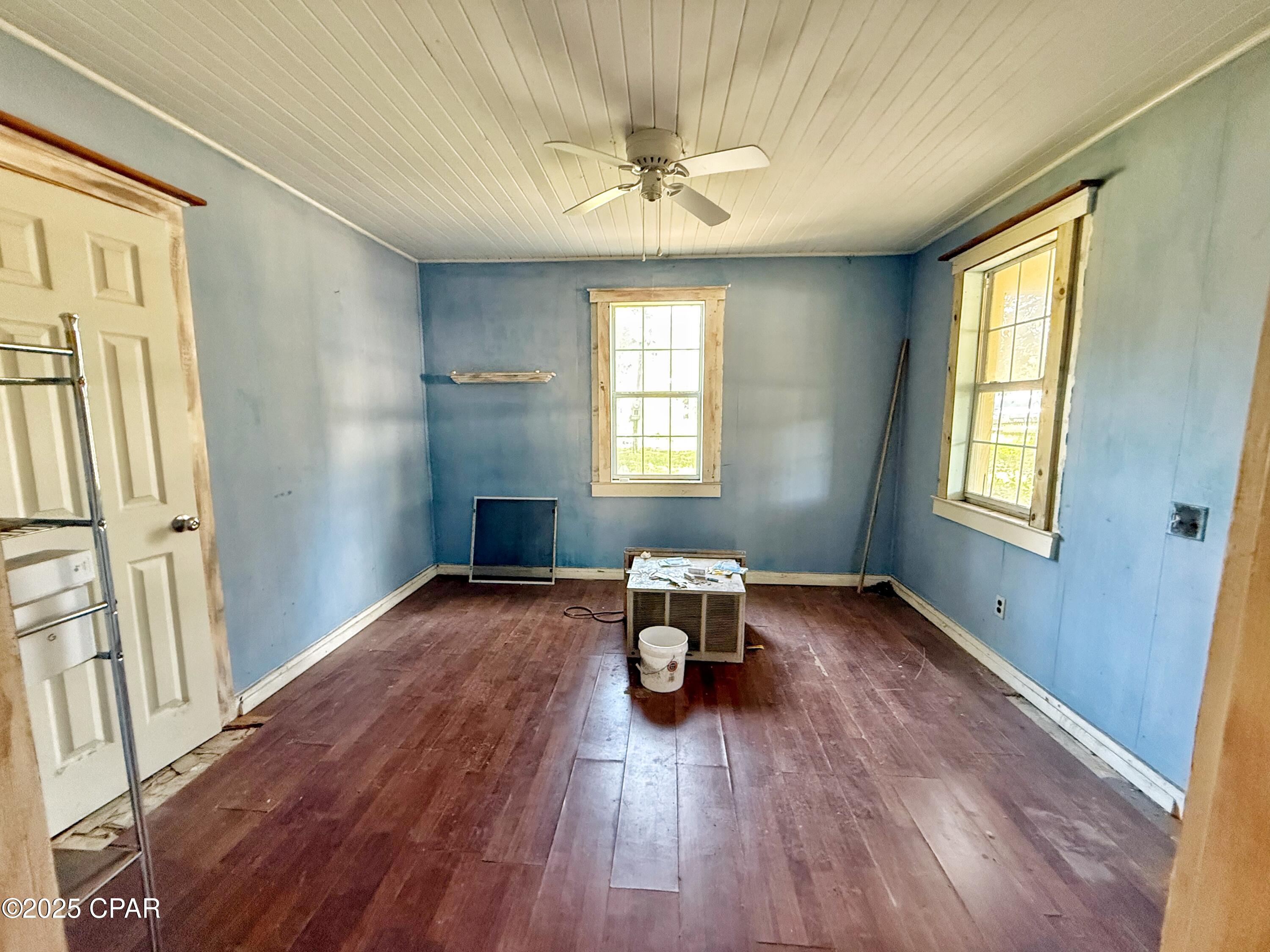 Image 6 For 5491 Brown Street