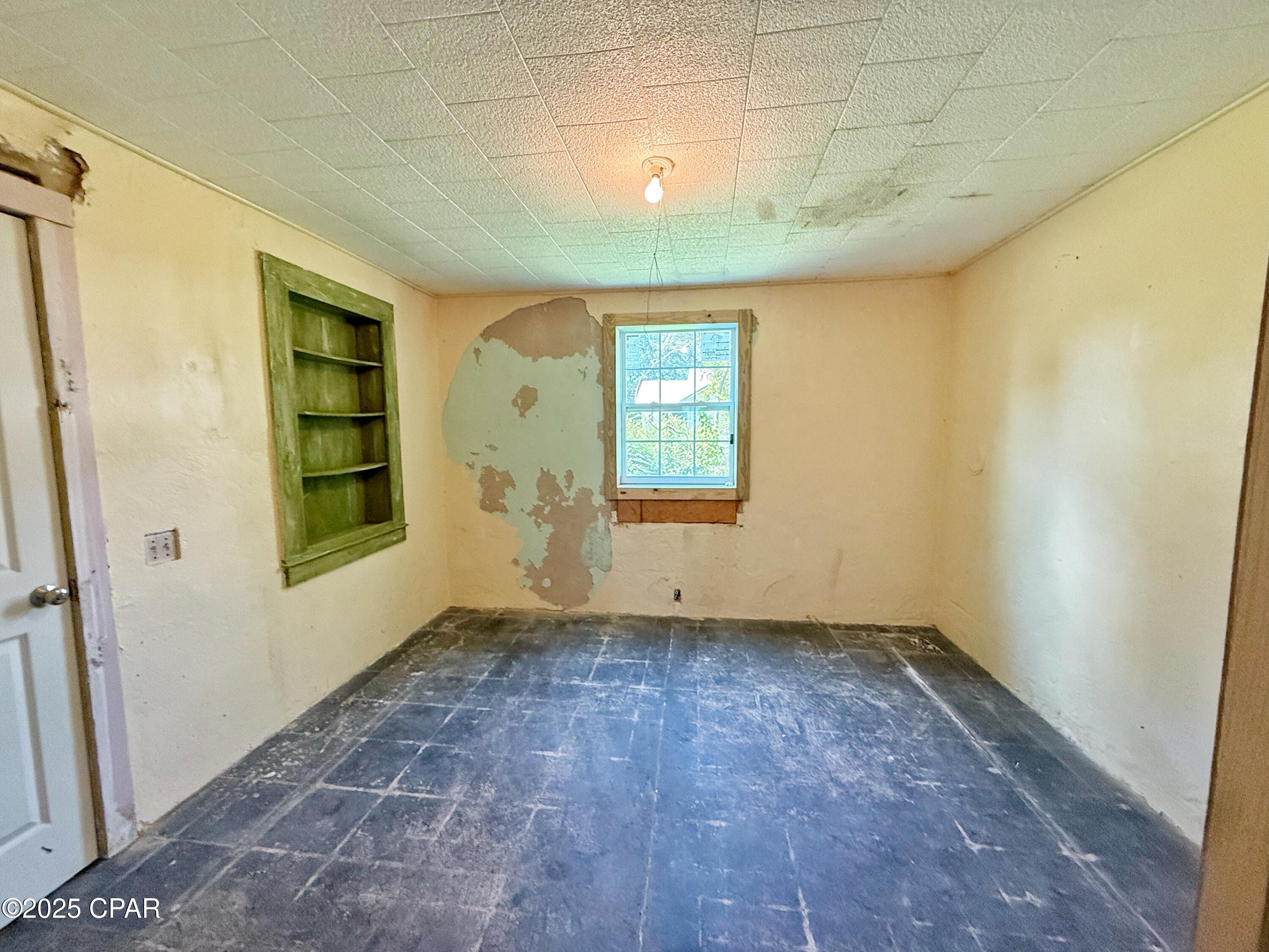 Image 9 For 5491 Brown Street