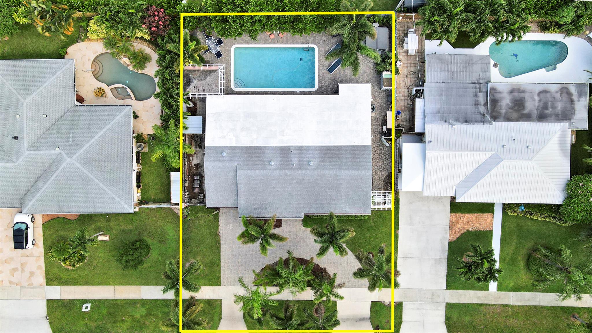 Homes for sale in North Palm Beach, FL | 421 Driftwood Road, North Palm Beach, FL 33408 | MLS# R11122005