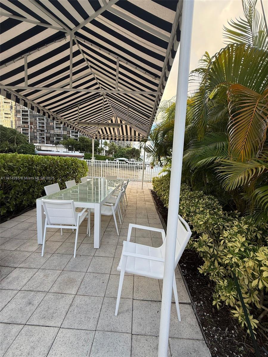 2101 Brickell Ave #508, Miami FL 33129