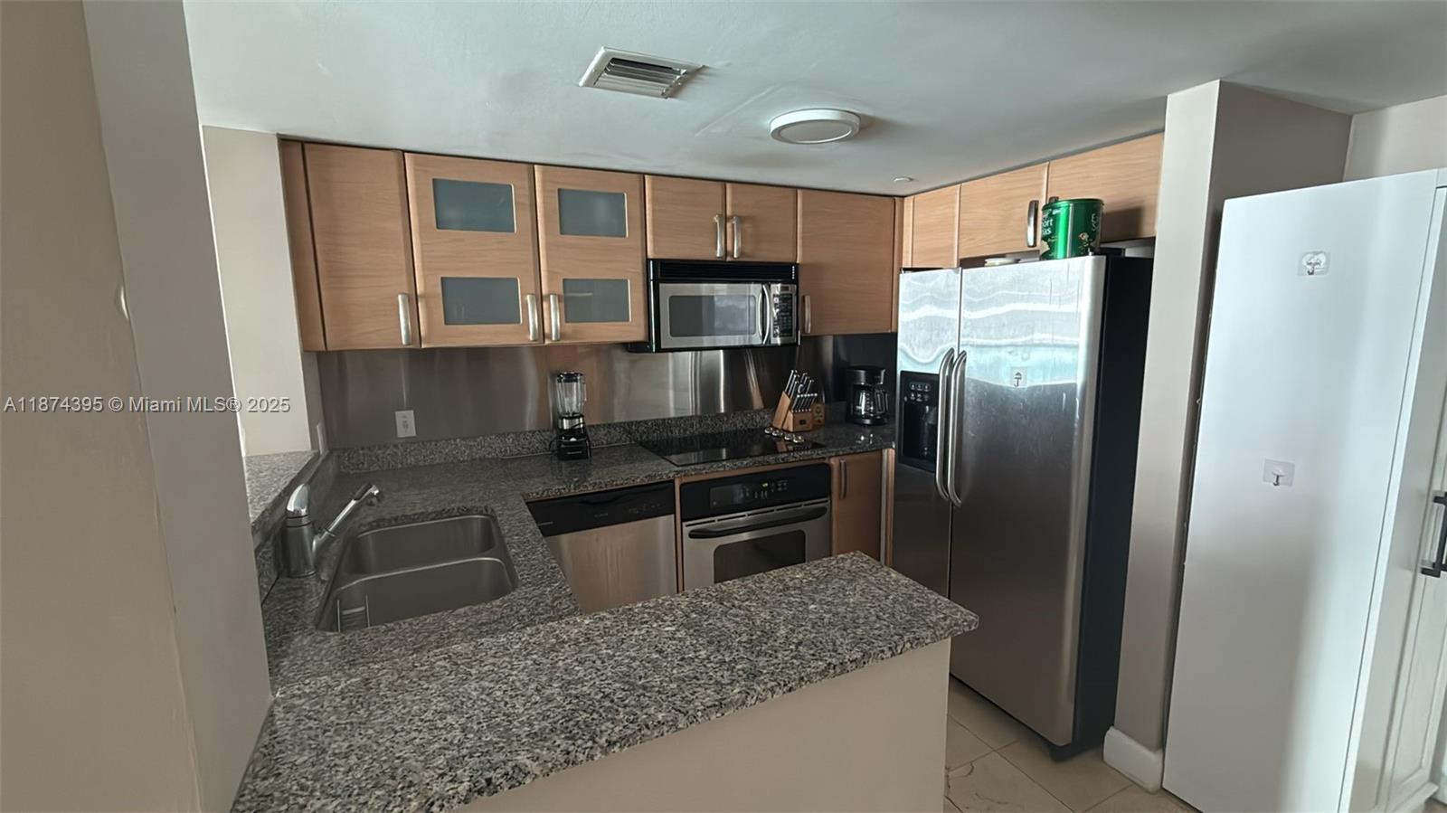 2101 Brickell Ave #508, Miami FL 33129
