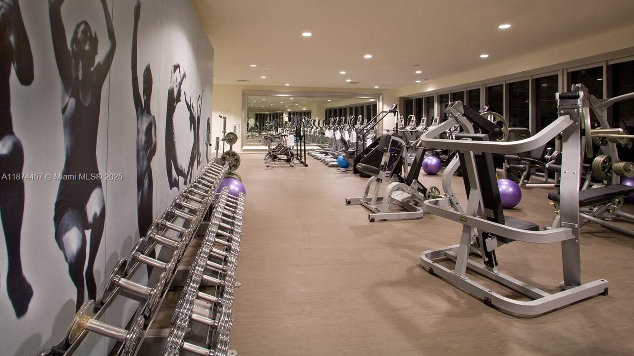 495 Brickell Ave #2806, Miami FL 33131