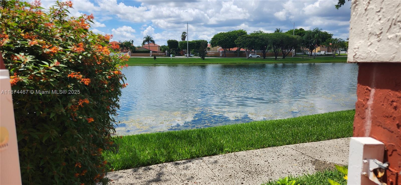 Gables II Townhomes Condo