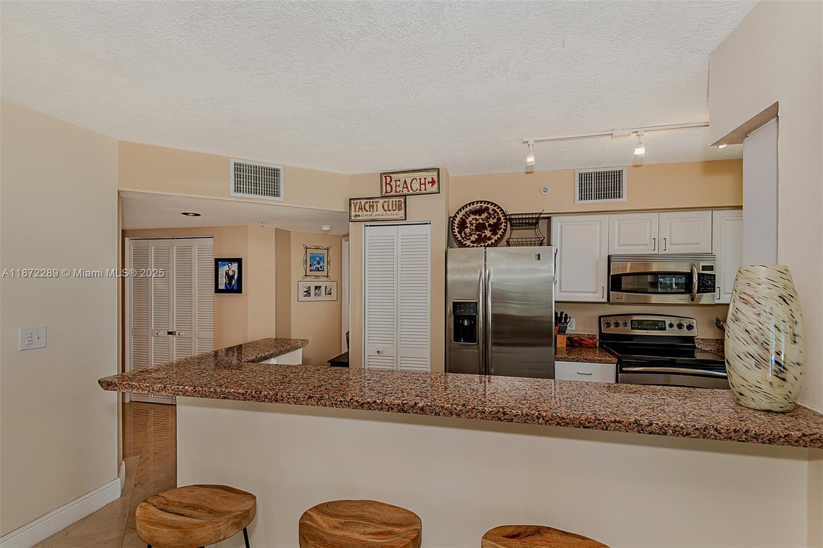 90 Alton Rd #1001, Miami Beach FL 33139